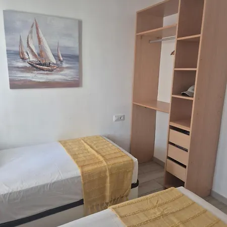 Mediterranean Retreat Spacious 2 Bedroom With Patio And Sea Views * Кальпе